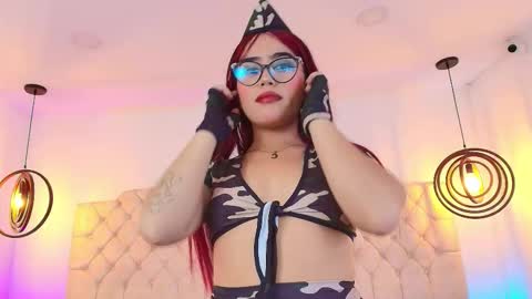 Snapshot of khloejohnson chatting on September 12, 8:53 pm khloejohnson online show from September 12, 8:53 pm