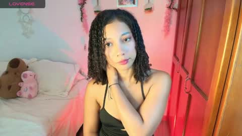 Snapshot of khoe_777 chatting on June 5, 11:10 pm khoe 777 online show from June 5, 11:10 pm