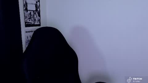 khozler_ online show from July 23, 11:35 pm
