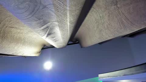    N         M online show from November 12, 11:32 am