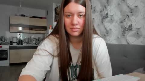 kianna_dior_ online show from January 16, 8:51 am