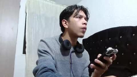 Adrian  Chlloe online show from September 18, 1:40 am