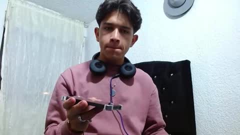 Adrian  Chlloe online show from September 30, 2:38 am