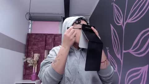 KIARA FOX online show from March 22, 11:02 am