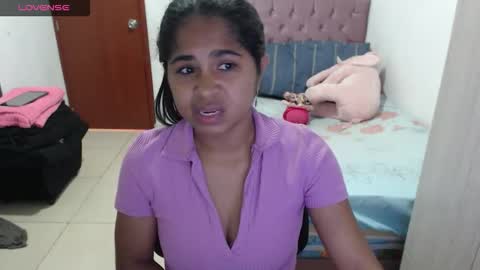 Snapshot of kiara_williamss chatting on September 26, 5:28 pm Kiara online show from September 26, 5:28 pm