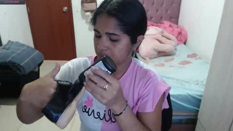 Snapshot of kiara_williamss chatting on October 23, 7:12 pm Kiara online show from October 23, 7:12 pm