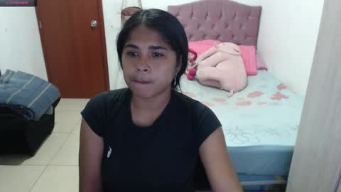 Snapshot of kiara_williamss chatting on October 30, 10:21 pm Kiara online show from October 30, 10:21 pm