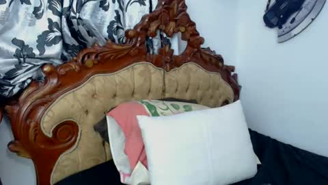 kiaralenon online show from February 19, 11:25 pm