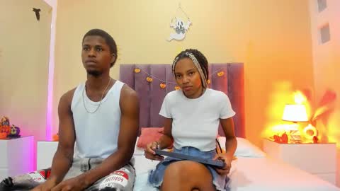 Sara Palacios online show from October 16, 4:13 am