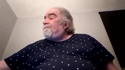 KICKINME online show from November 13, 11:47 pm