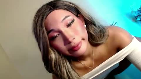 Kiera online show from January 19, 6:09 am