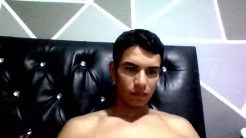 Snapshot of kike_salazar chatting on October 22, 8:41 pm kike_salazar online show from October 22, 8:41 pm