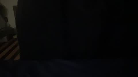 Snapshot of kikelst13 chatting on December 5, 8:45 am kikelst13 online show from December 5, 8:45 am