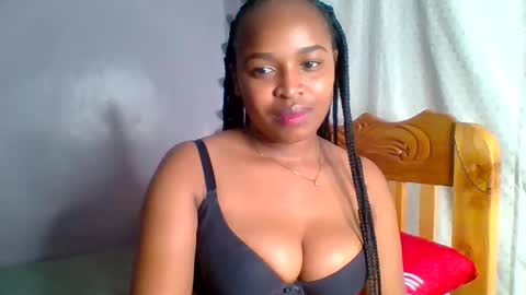 Snapshot of kiki_beby chatting on April 23, 10:58 am Angela online show from April 23, 10:58 am