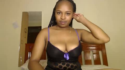 Snapshot of kiki_beby chatting on April 26, 8:06 pm Angela online show from April 26, 8:06 pm