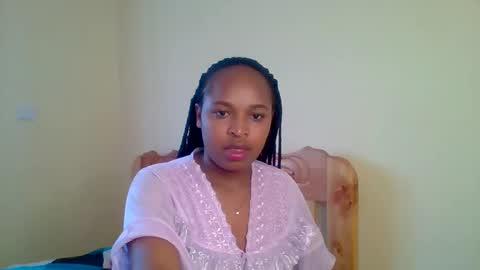 Snapshot of kiki_beby chatting on May 9, 8:30 am Angela online show from May 9, 8:30 am