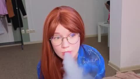 Snapshot of kiki_blue_eyes chatting on November 25, 4:23 am kiki_blue_eyes online show from November 25, 4:23 am