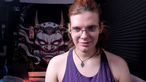 Snapshot of kiki_krash chatting on December 24, 10:22 am Kiki online show from December 24, 10:22 am