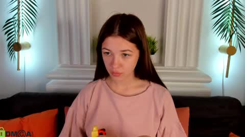 Kiki online show from July 13, 1:08 am