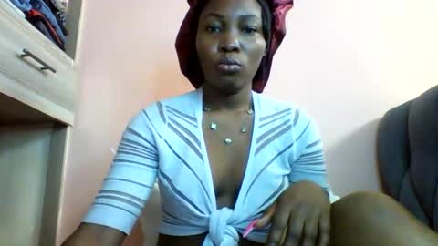 kikimocha online show from May 29, 6:44 am