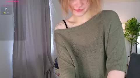 Kiki online show from July 4, 3:35 am