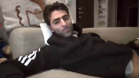 Snapshot of kikkus01 chatting on February 28, 10:33 pm kikkus01 online show from February 28, 10:33 pm