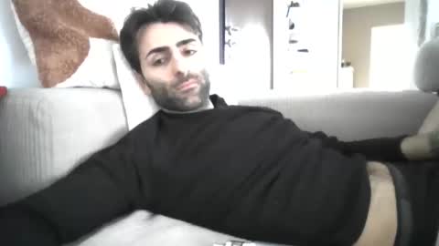 Snapshot of kikkus01 chatting on March 19, 10:08 am kikkus01 online show from March 19, 10:08 am