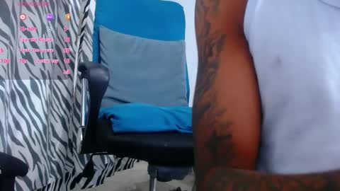 Snapshot of kilian_xx chatting on May 14, 10:11 am Kilian xxx online show from May 14, 10:11 am