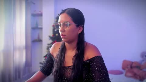 Alejandra  online show from December 4, 4:05 pm
