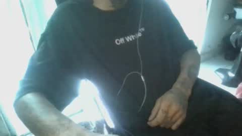 Snapshot of killag777 chatting on March 27, 9:32 am Killag777hot online show from March 27, 9:32 am