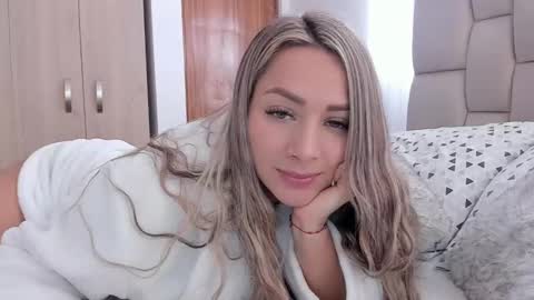 Snapshot of killer_candywow chatting on January 6, 2:58 pm Ana online show from January 6, 2:58 pm