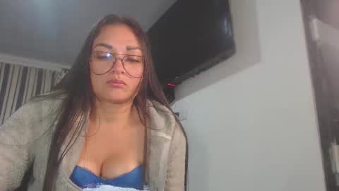 killey online show from November 20, 12:44 am