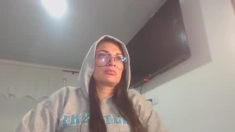 killey online show from February 3, 1:04 am