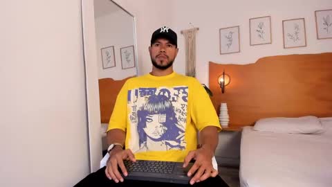 Kilua Muscle guy online show from September 28, 8:03 pm