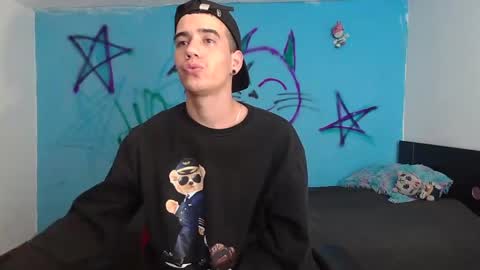 Snapshot of kilyan_ chatting on December 7, 8:44 am jahn online show from December 7, 8:44 am