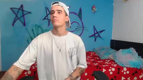 Snapshot of kilyan_ chatting on December 10, 3:52 am jahn online show from December 10, 3:52 am