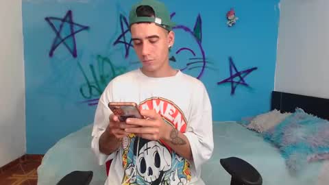 Snapshot of kilyan_ chatting on December 17, 3:28 am jahn online show from December 17, 3:28 am