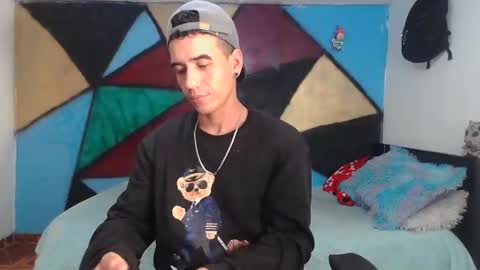 Snapshot of kilyan_ chatting on January 8, 3:29 am jahn online show from January 8, 3:29 am