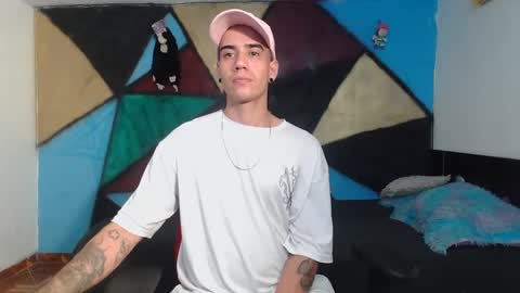 Snapshot of kilyan_ chatting on January 16, 3:45 am jahn online show from January 16, 3:45 am