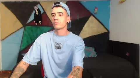 Snapshot of kilyan_ chatting on January 17, 3:12 am jahn online show from January 17, 3:12 am