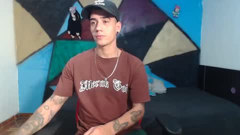 Snapshot of kilyan_ chatting on January 19, 12:28 am jahn online show from January 19, 12:28 am