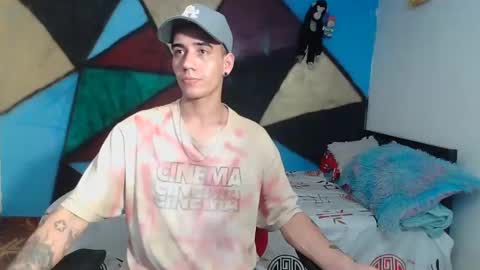 Snapshot of kilyan_ chatting on February 5, 6:56 am jahn online show from February 5, 6:56 am