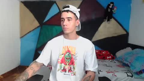 Snapshot of kilyan_ chatting on February 6, 1:27 am jahn online show from February 6, 1:27 am