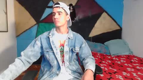 Snapshot of kilyan_ chatting on February 12, 1:41 am jahn online show from February 12, 1:41 am