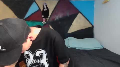 Snapshot of kilyan_ chatting on February 19, 8:12 am jahn online show from February 19, 8:12 am