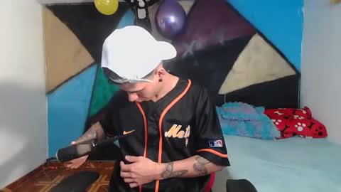 Snapshot of kilyan_ chatting on February 22, 3:45 am jahn online show from February 22, 3:45 am