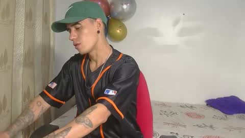 Snapshot of kilyan_ chatting on October 27, 11:09 pm jahn online show from October 27, 11:09 pm