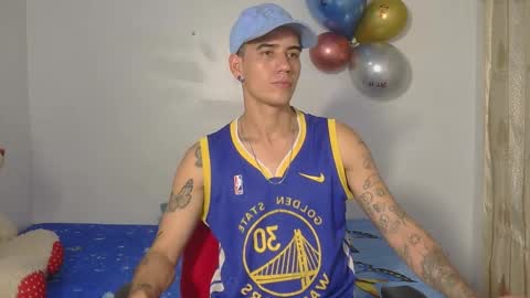 Snapshot of kilyan_ chatting on October 31, 6:47 am jahn online show from October 31, 6:47 am