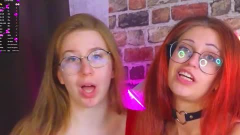 Snapshot of kim__dunn chatting on October 30, 7:36 pm CatherineBarkJamieWallace online show from October 30, 7:36 pm