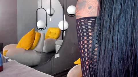 Kim online show from December 4, 4:38 pm